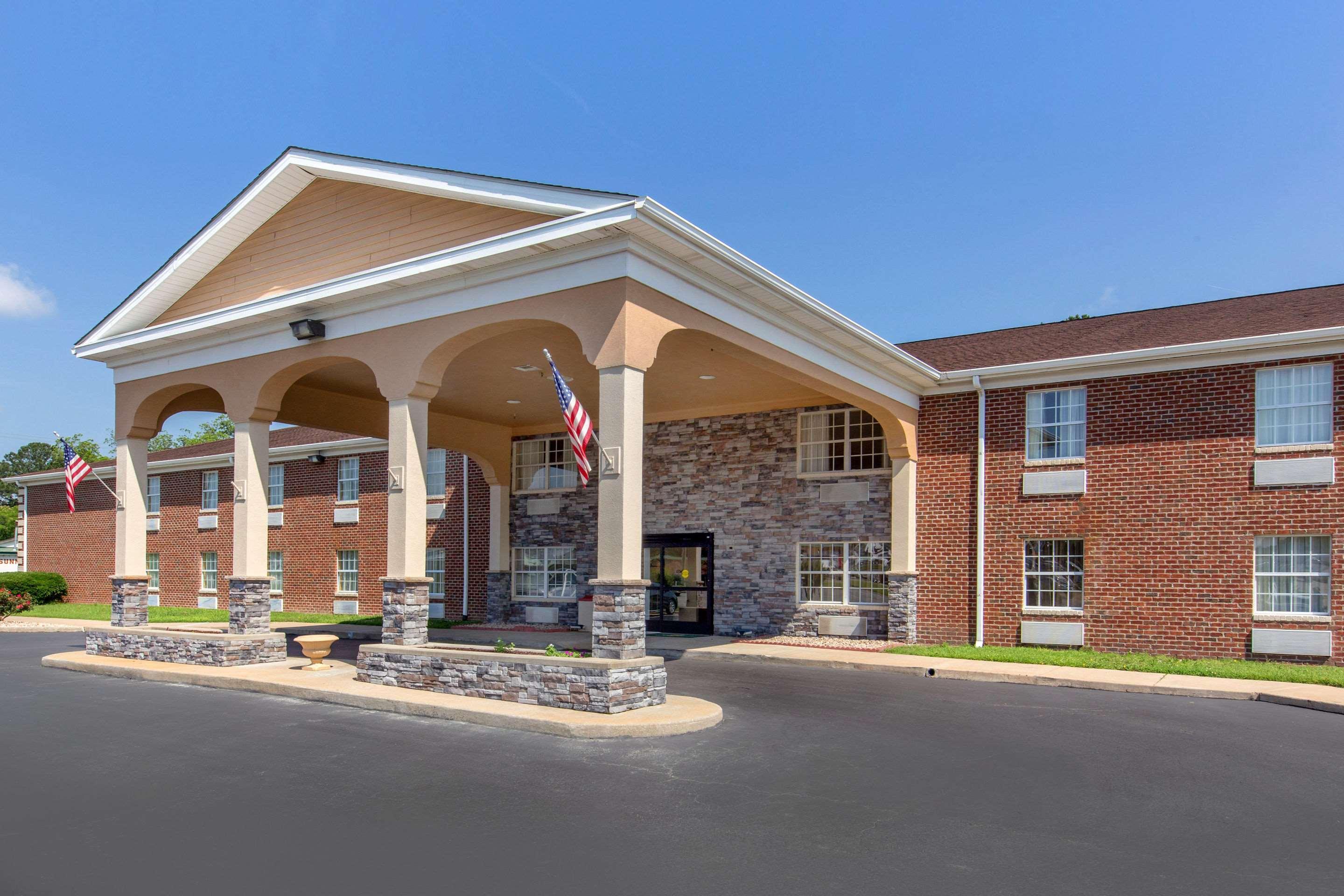 Quality Inn Williamston Exterior photo